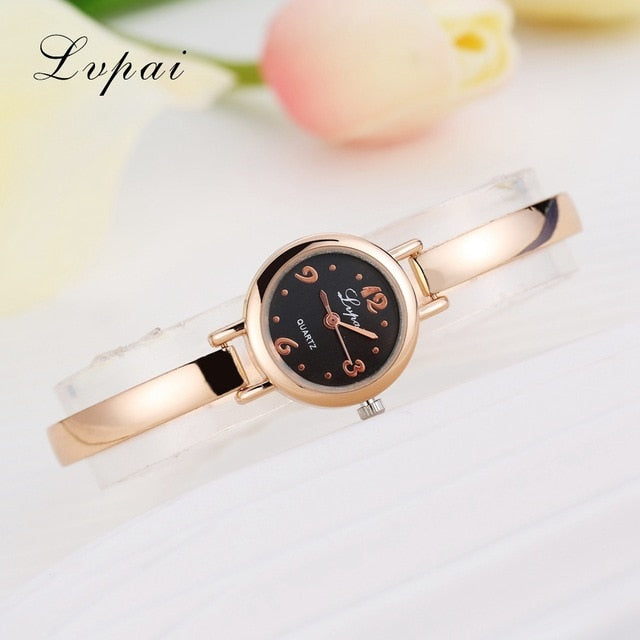 Brand Luxury Women Bracelet Watches Fashion Women Dress Wristwatch Ladies Quartz Sport Rose Gold Watch