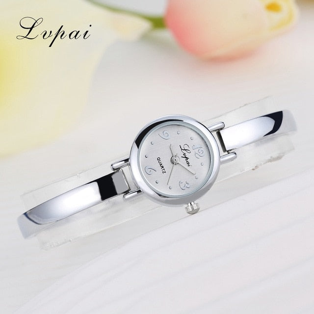 Brand Luxury Women Bracelet Watches Fashion Women Dress Wristwatch Ladies Quartz Sport Rose Gold Watch