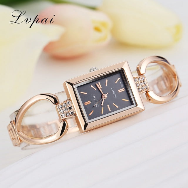 Brand Luxury Women Bracelet Watches Fashion Women Dress Wristwatch Ladies Quartz Sport Rose Gold Watch