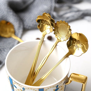 4pcs Stainless Steel Teaspoon Set Gold Flower Spoons Small Vintage Coffee Tea Spoon Fancy Sugar Dessert Spoon Bar Cafe Tableware